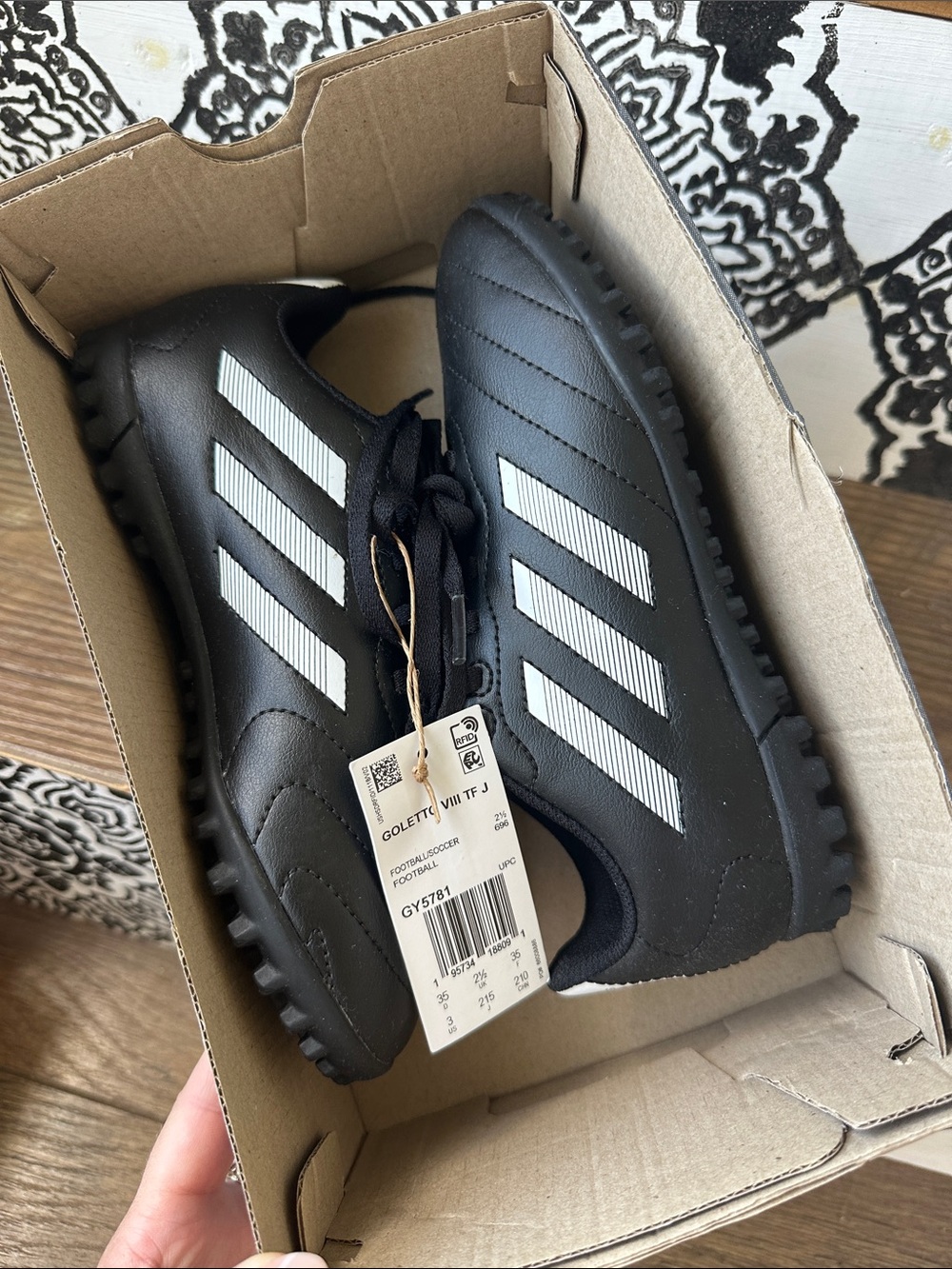 ADIDAS Goletto VIII indoor shoes in black NWT